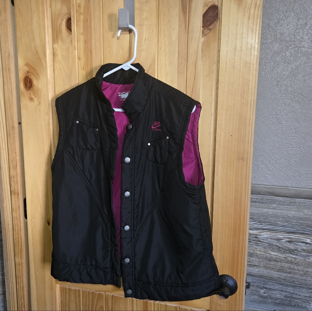 NIKE  Sportswear Size Xl (16-18) Black Button Vest Back Pocket Polyester